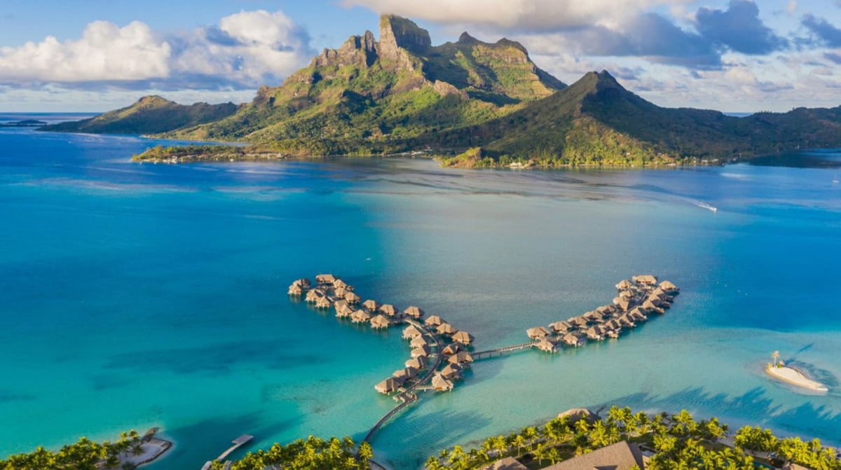 Four Seasons Bora Bora