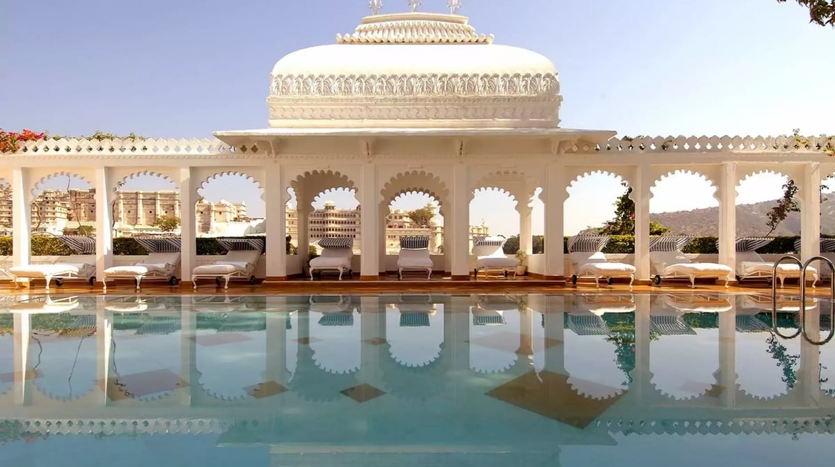 Taj Lake Palace - Pool