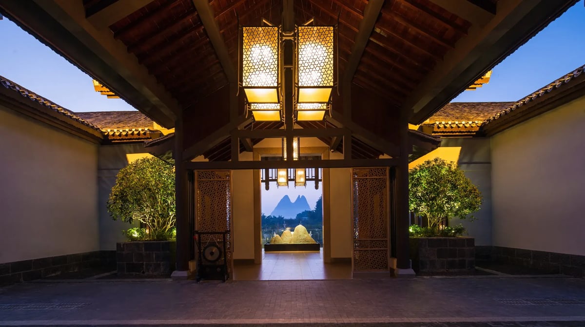 Banyan Tree Yangshuo Lobby Entrance
