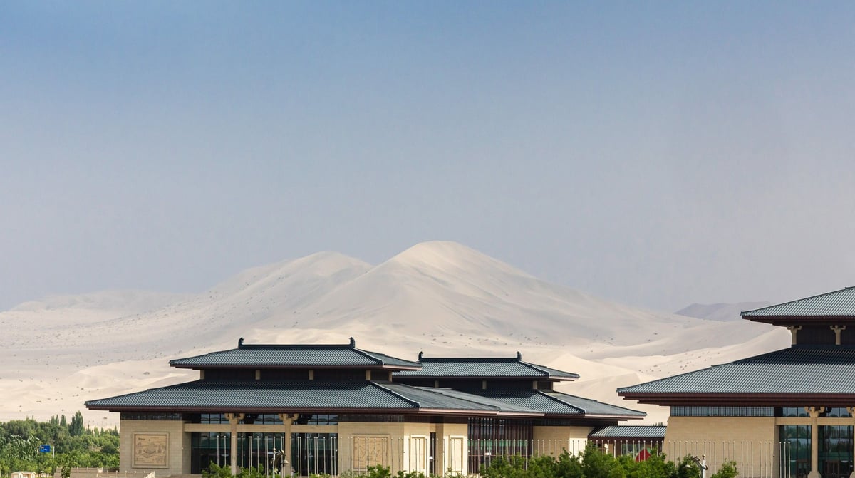Wanda Vista Ganmang Dunhuang Exterior (1)