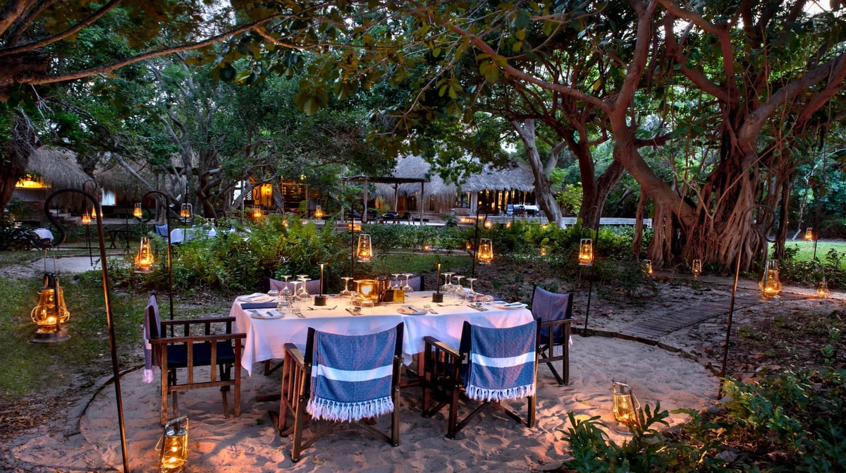 andBeyond Benguerra private dining group