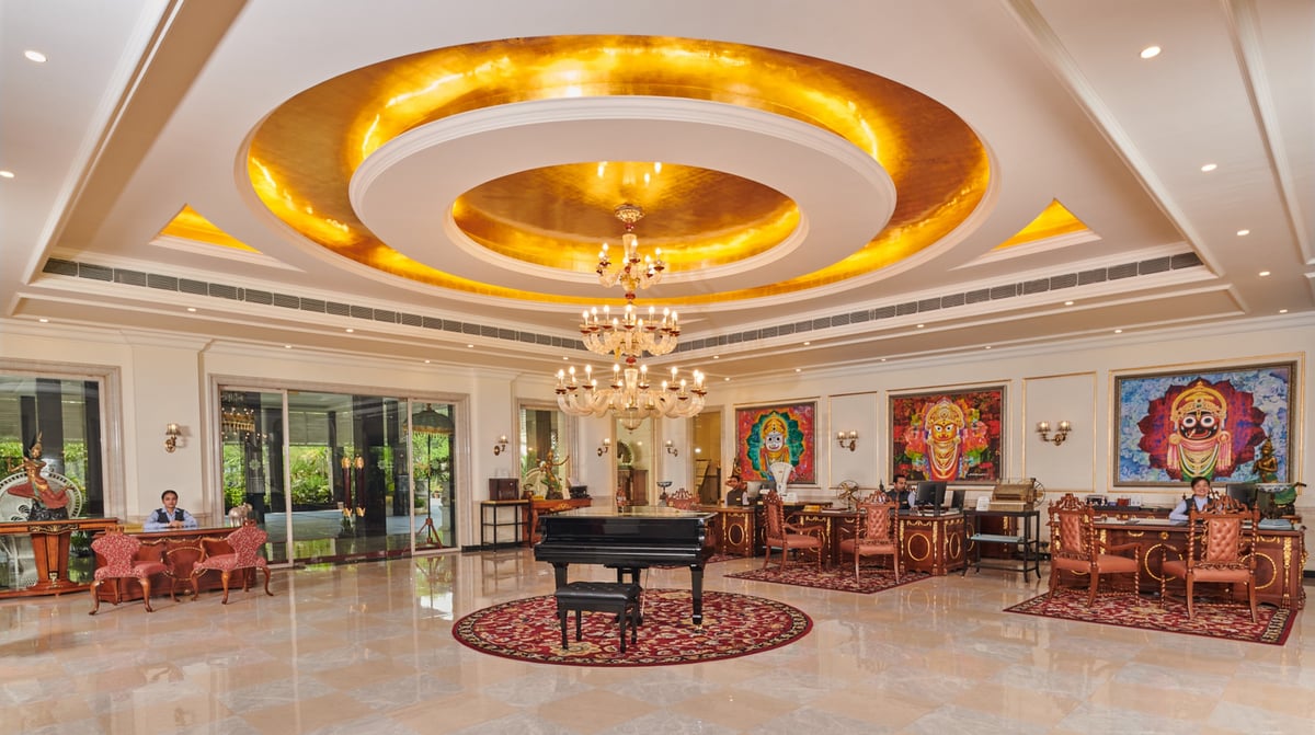 Mayfair Tea Resort - Lobby 2