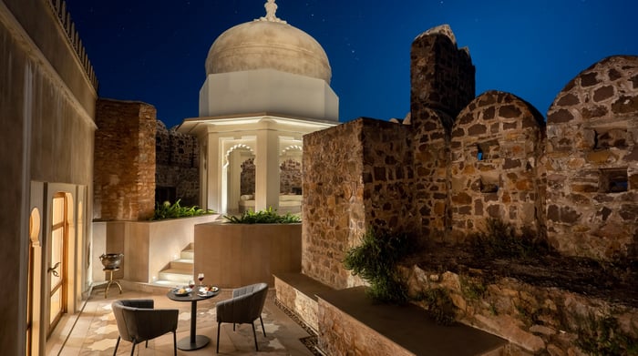 Six Senses Fort Barwara - Raja_Man_Singh_Suite_Outdoor_Patio