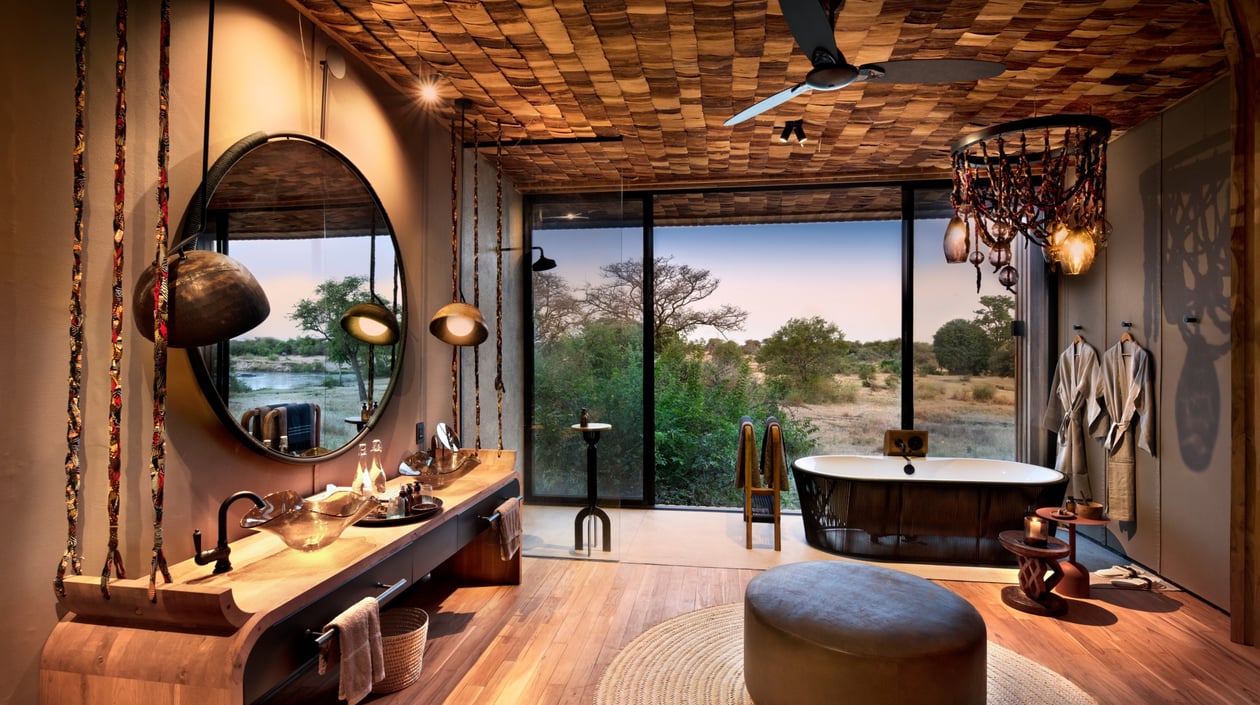 Tanzania-andbeyond-Grumeti-Serengeti-River-Lodge-Room-Suite-bathroom _4_