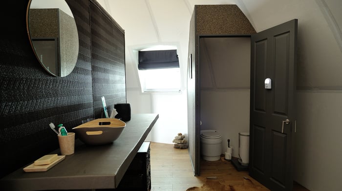 Sleeping pod ensuite 2