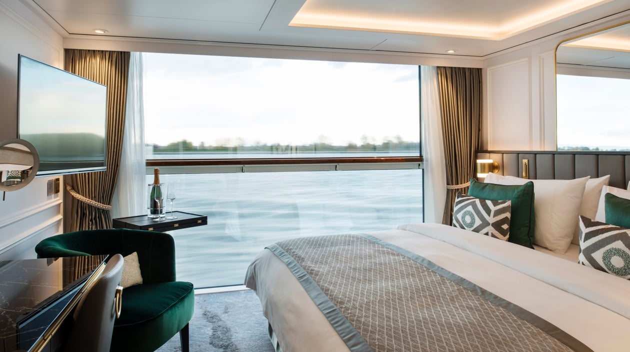 Advance - Stateroom (2)