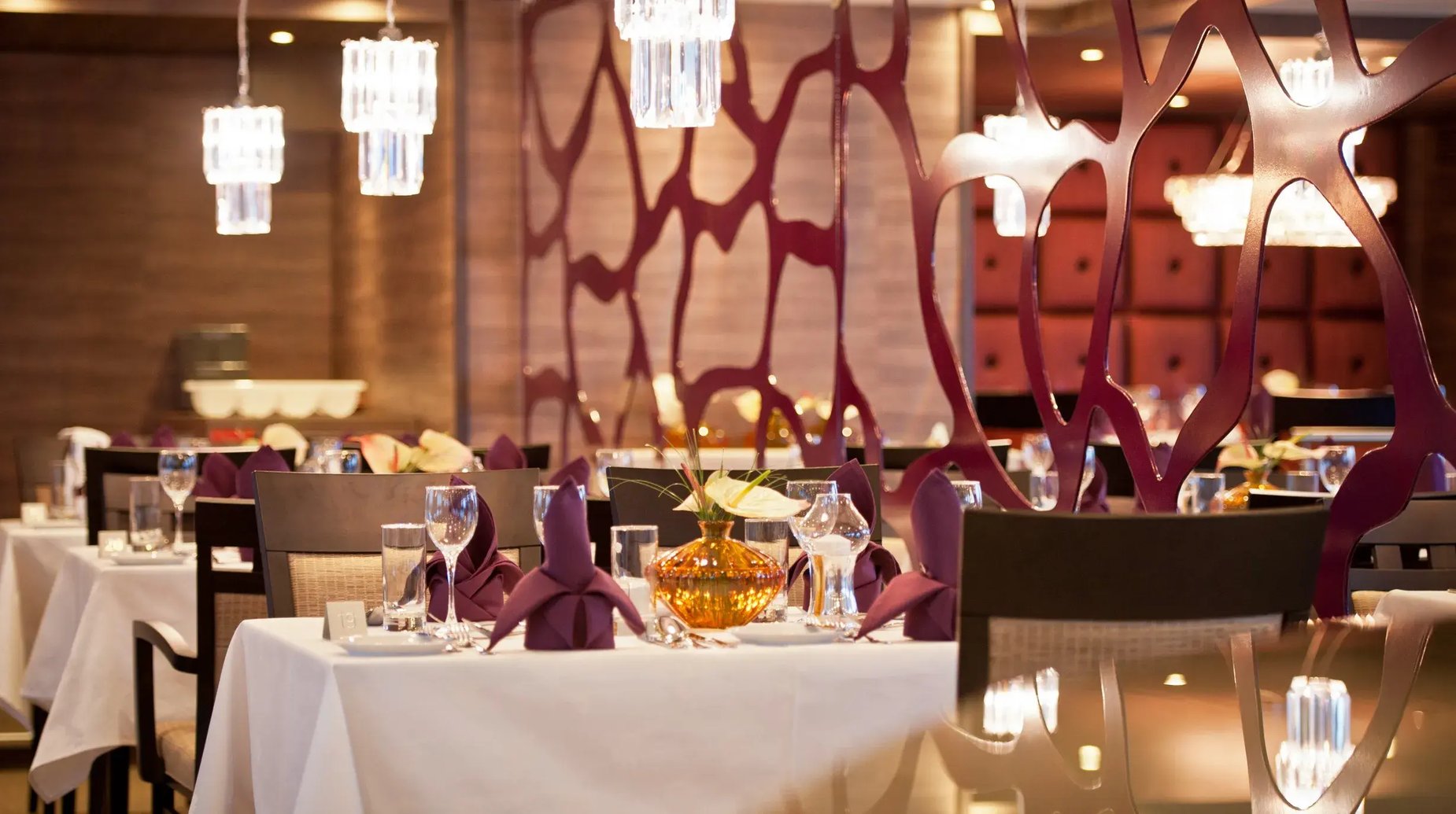 Amadeus Silver II Restaurant
