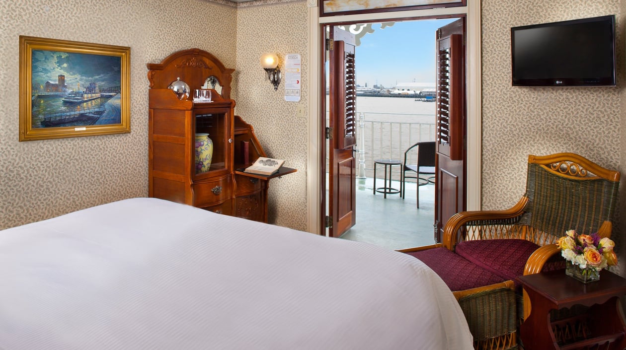 American Queen stateroom C