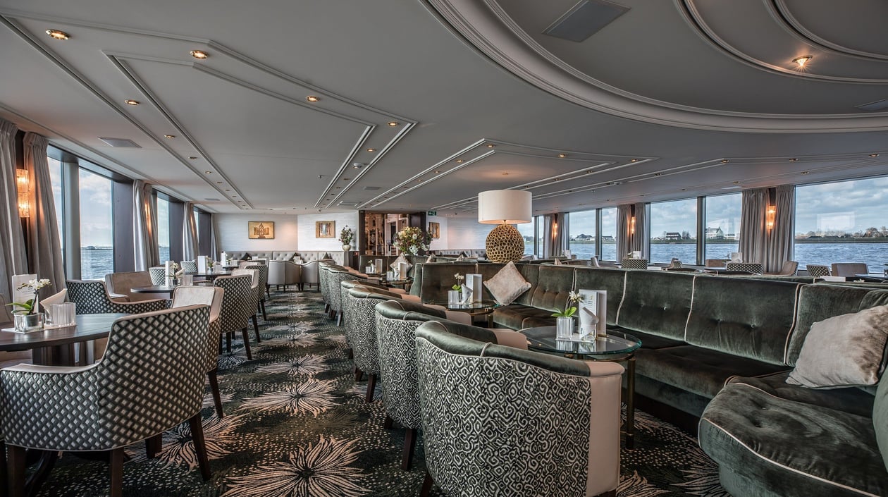 Geoffrey Chaucer Lounge