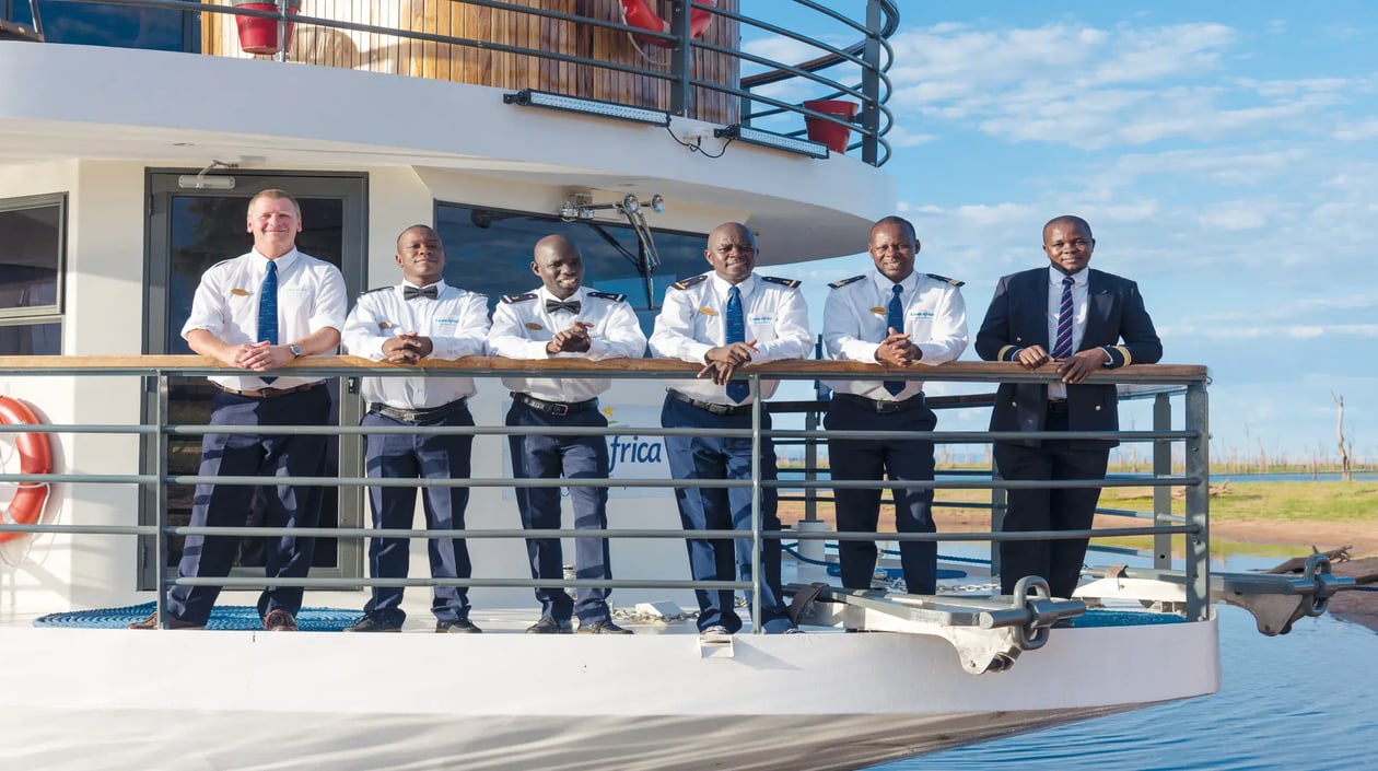 equipage-RV-African-Dream-Zambeze-croisieurope-Kevin-Hogan-Kévin Hogan-ORIGINAL