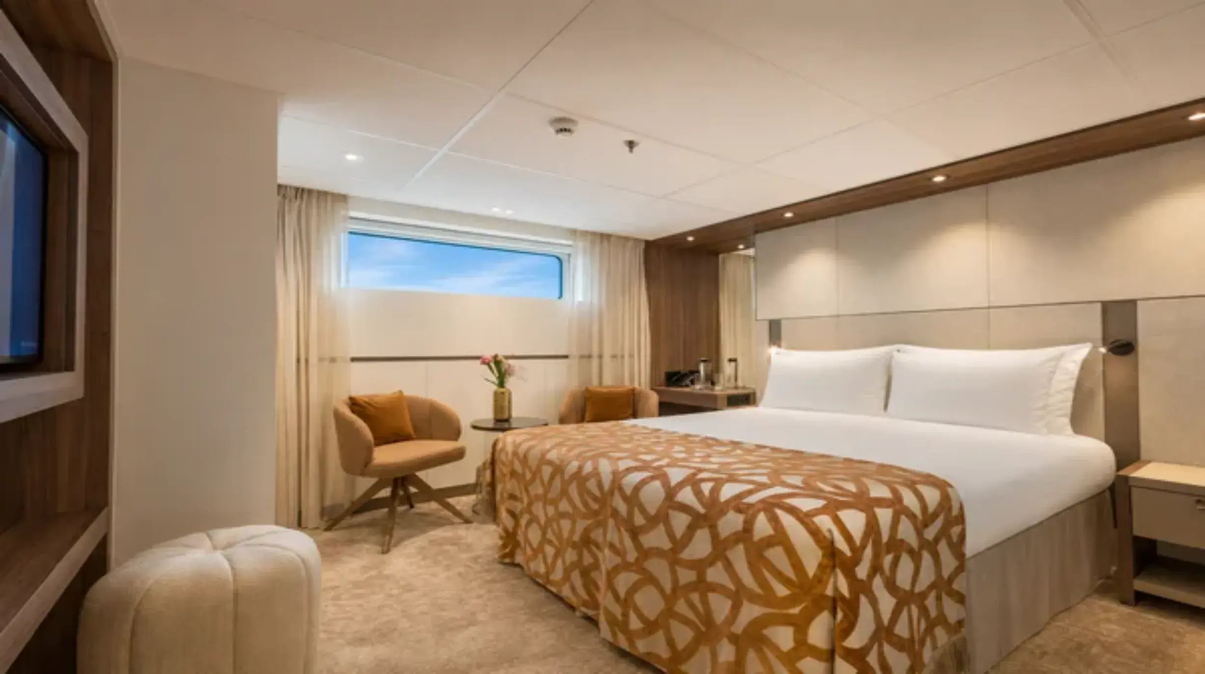 NIEUW csm_Lueftner_Cruises_AMADEUS_Aurea_Interior_Stateroom_Cabin_Haydn_Deck_mp_faf4bbd782 (1)