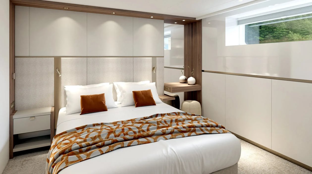 Amadeus Mira C-cabine