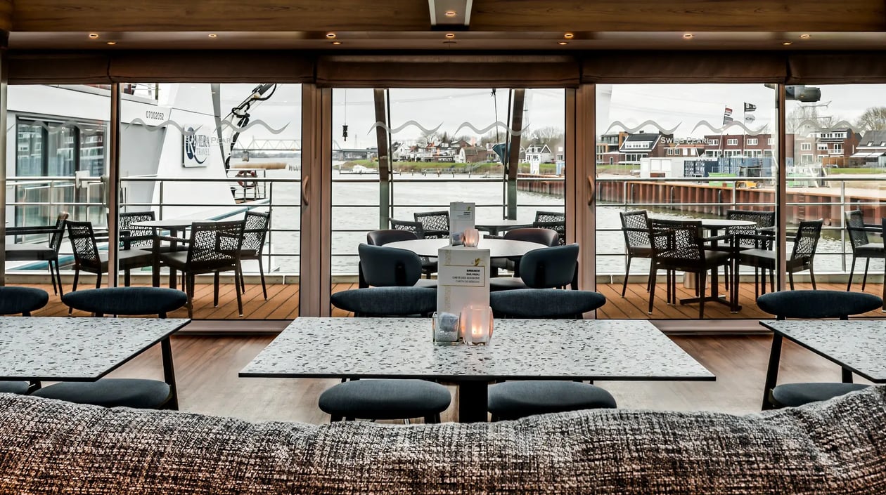 Swiss Pearl Lounge Bistro Back