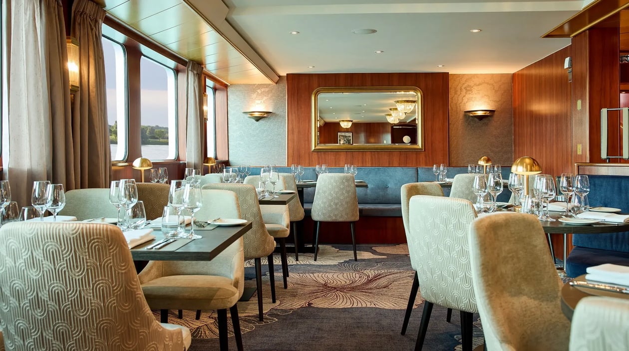 VIVA RUBY_Restaurant (2)