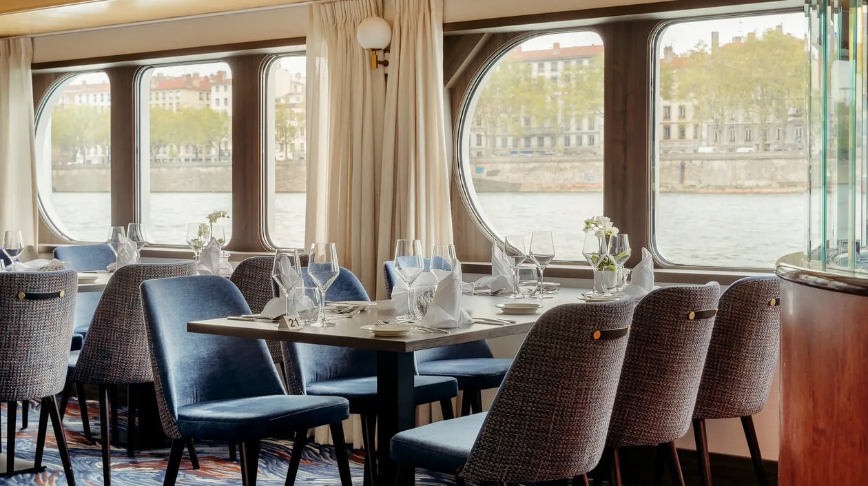 VOYAGE_Restaurant (4)