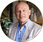 Cruiseleader Rob Berkhout gouden rand
