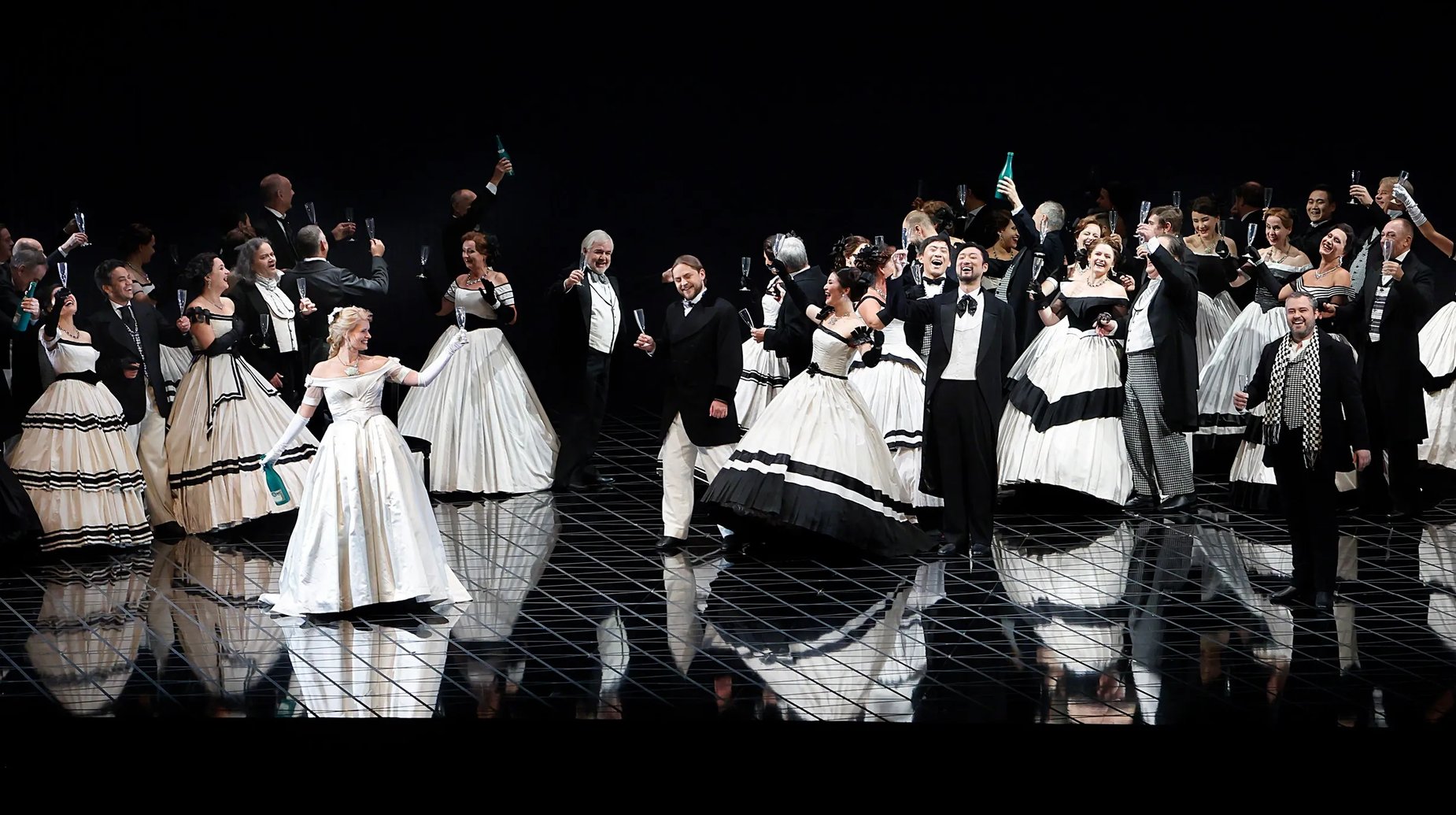 La Traviata Oper Leipzig © Ida Zenna