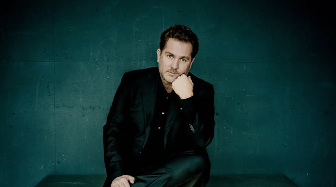 Kennismaken met bariton en pianist Thomas Oliemans | Destin Travel
