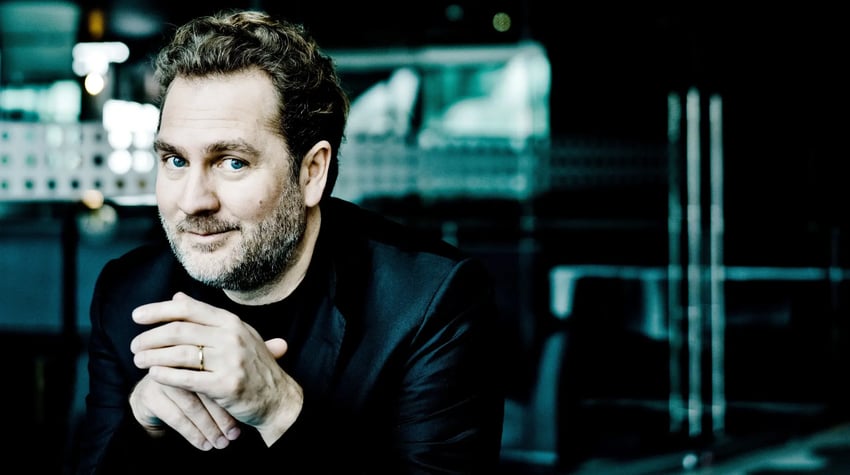 thomas-oliemans002-credit-marco-borggreve (1)