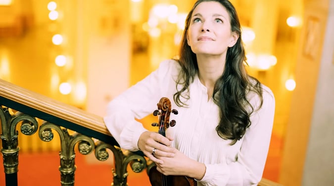 Over Janine Jansen | Destin Travel