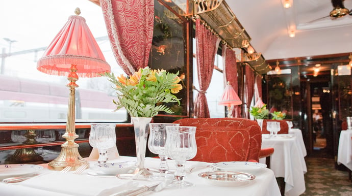 Nostalgisch reizen per luxe Venice Simplon-Orient-Express van Venetië naar Amsterdam  
