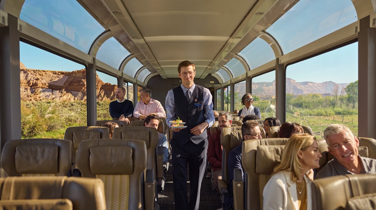 RM22_Onboard_Silverleaf_Service_Interior_RTR (3)