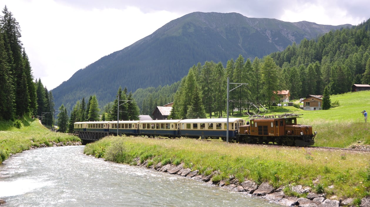 Glacier Pullman Express (8)