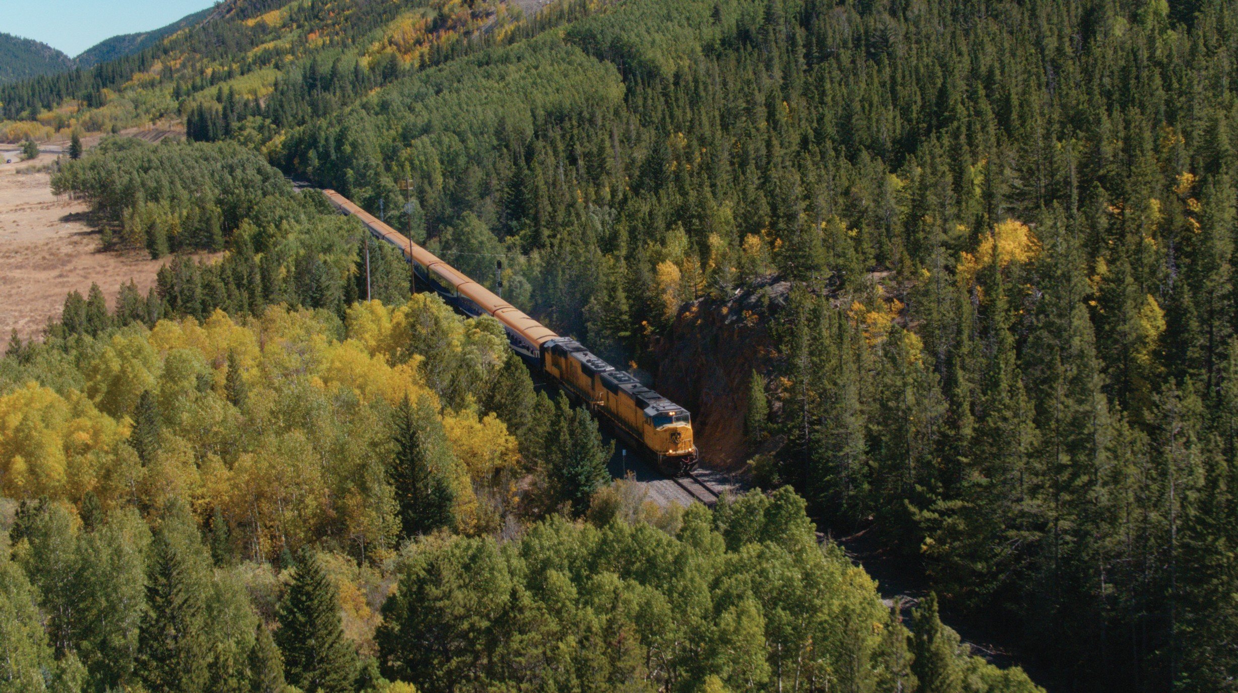 RM21_RTR_TrainExterior_Moffat_Tunnel