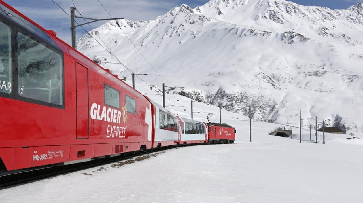Glacier Express bei Nätschen