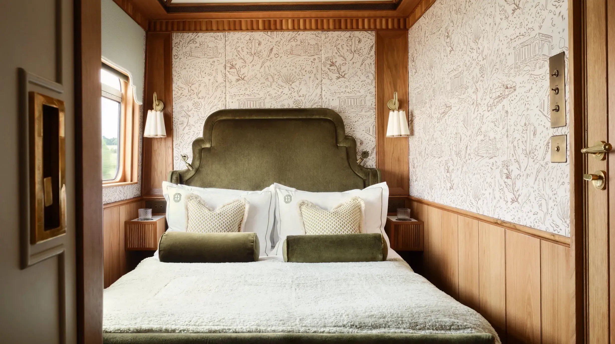 Britannic Explorer - Double suite