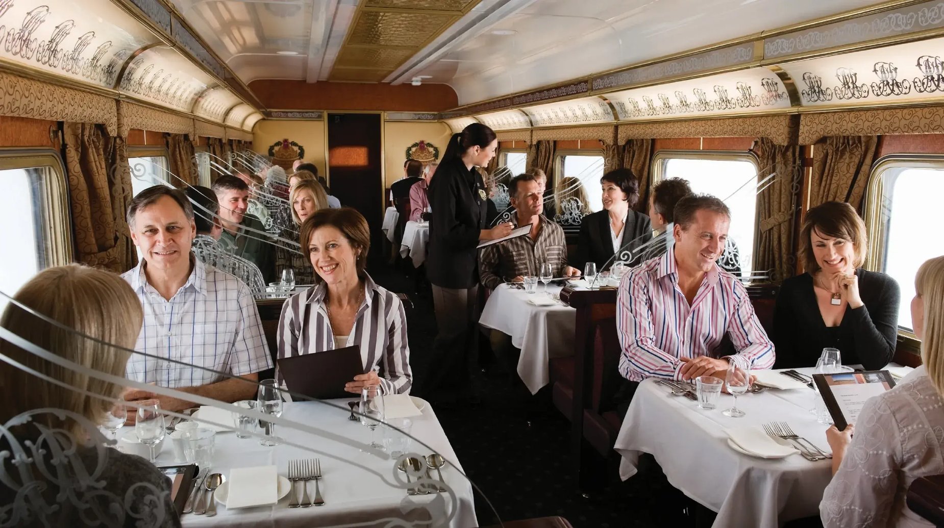 Indian Pacific Queen Adelaide Restaurant (4)