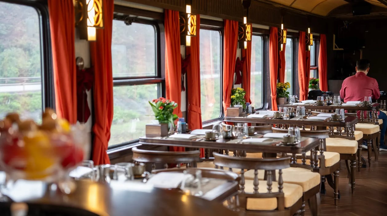 Restaurant car