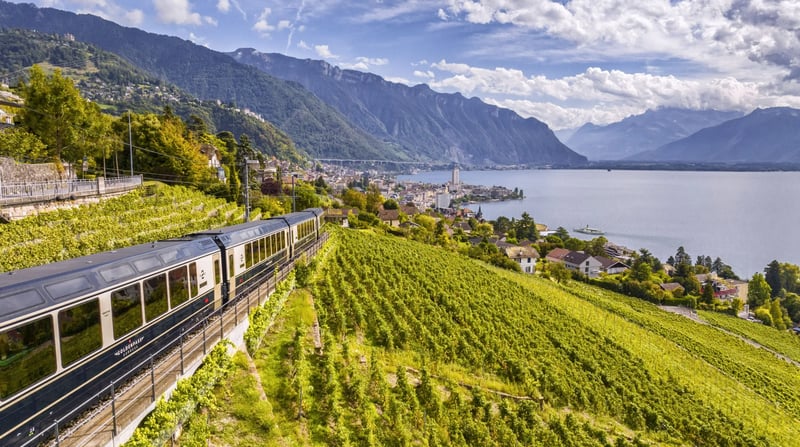Rail & Sail: Golden Pass Panorama Express & Vierlandencruise