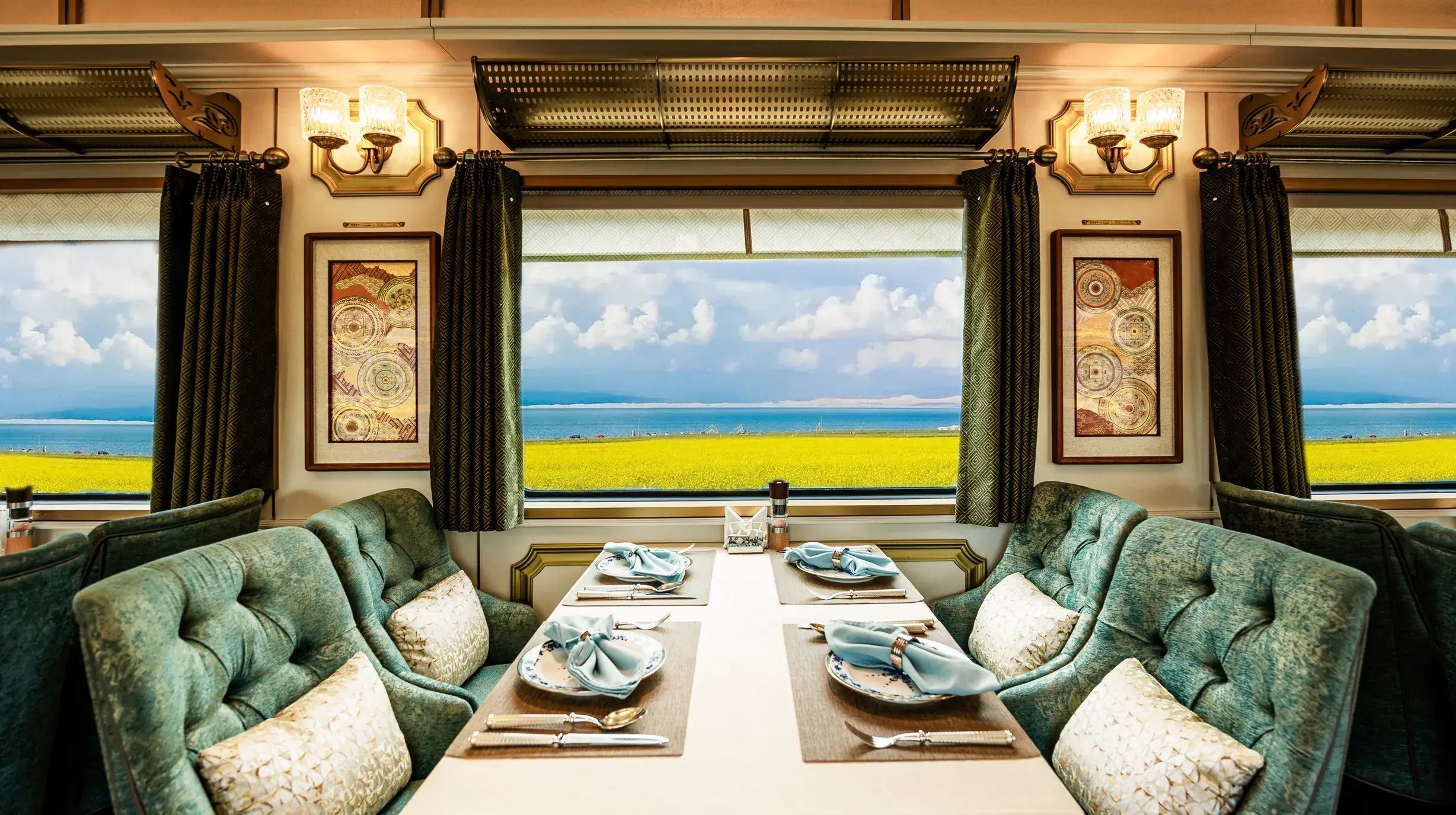 DINING CAR (WESTERN-STYLE) 2