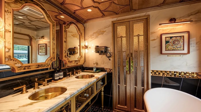 HAN DYNASTY SUITES - BATHTUB 2