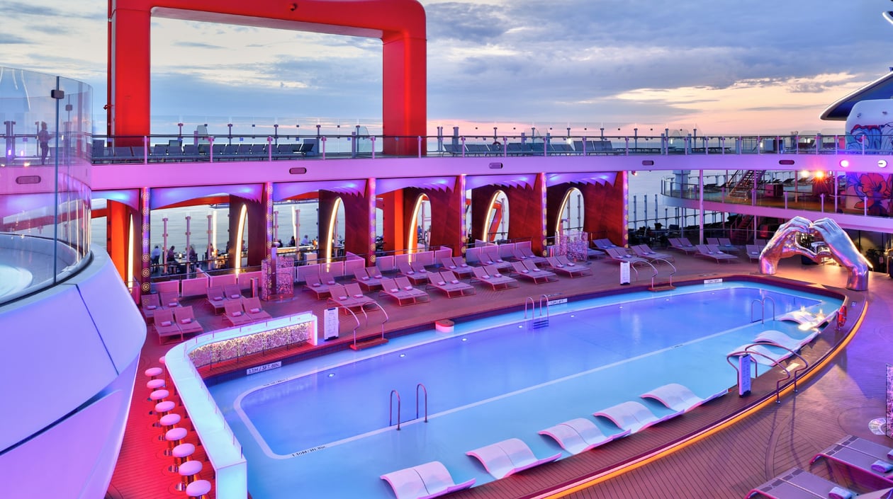 CEL_AX_PoolDeckNight2