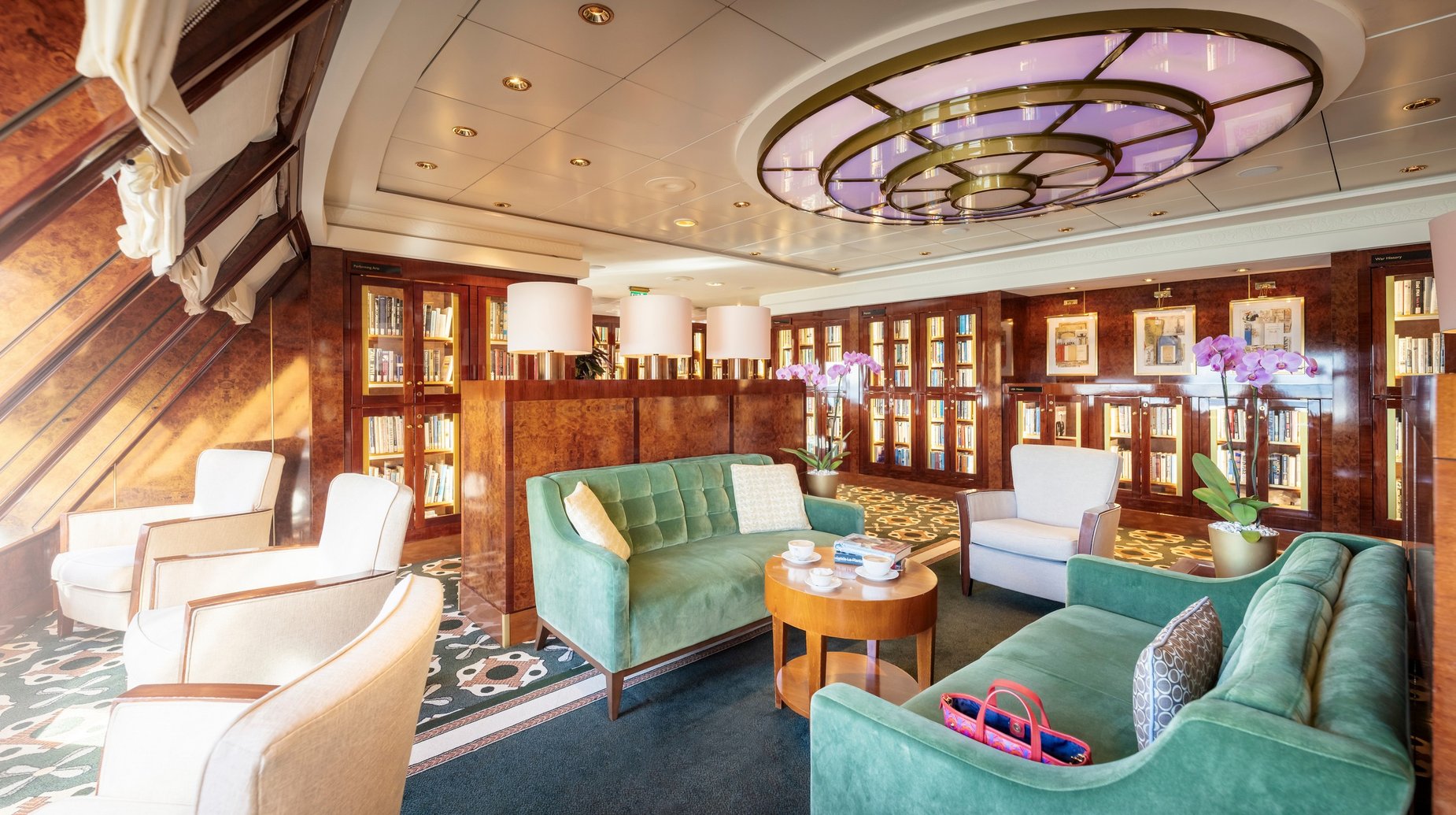 Cunard - Queen Mary 2 - Bibliotheek