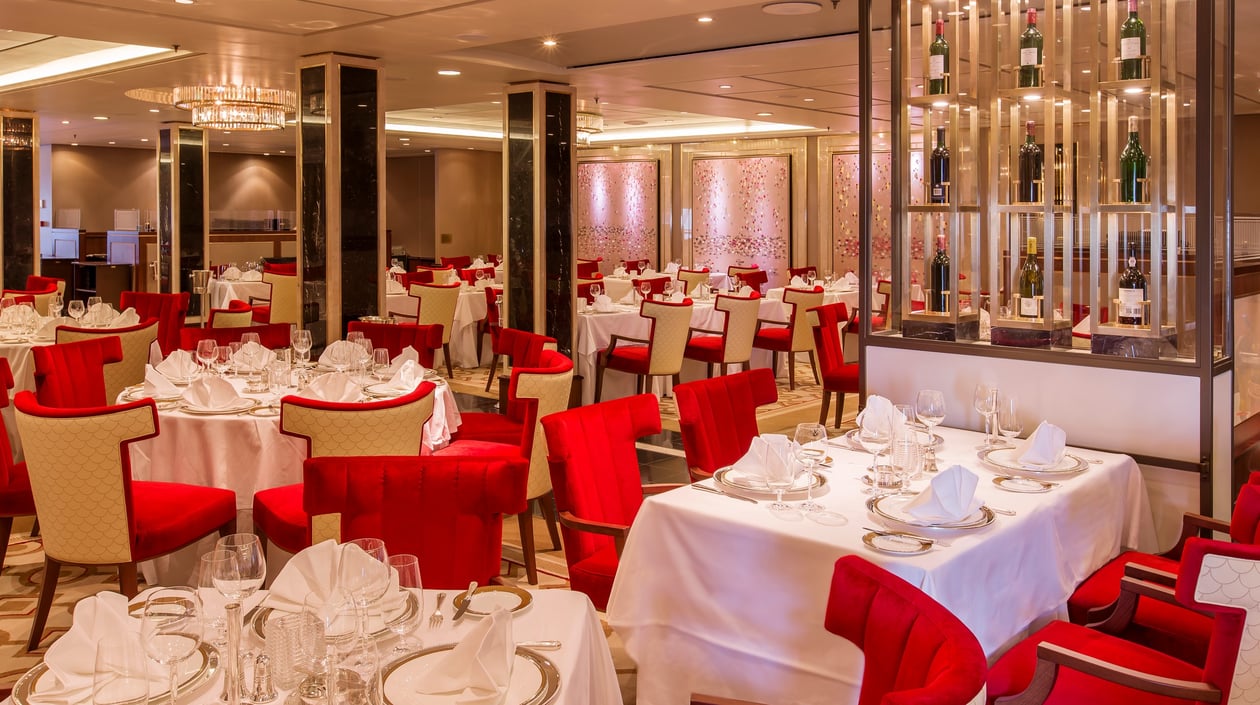 Cunard - Queen Mary 2 - Queens Grill Restaurant