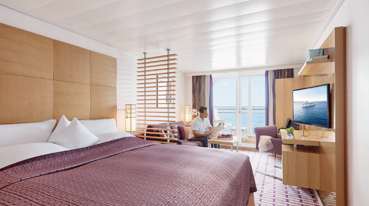 EUROPA 2 Ocean Suite (1)