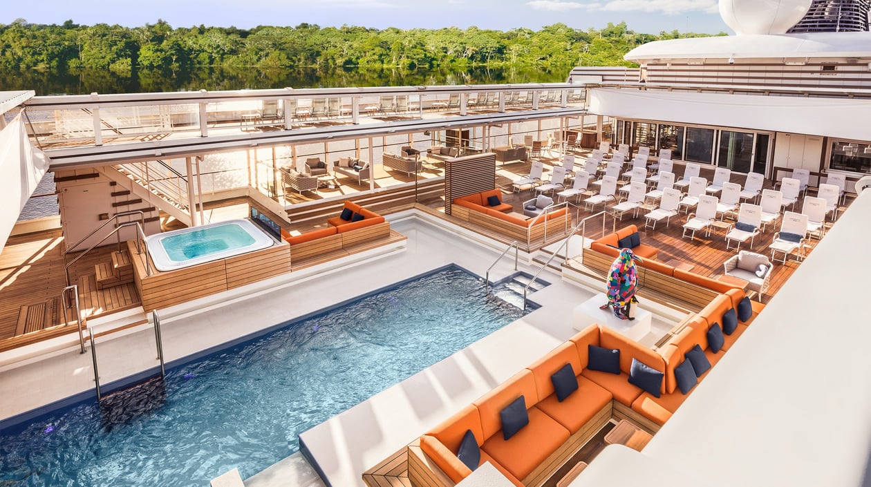 NAT_INS_SPI_Pooldeck
