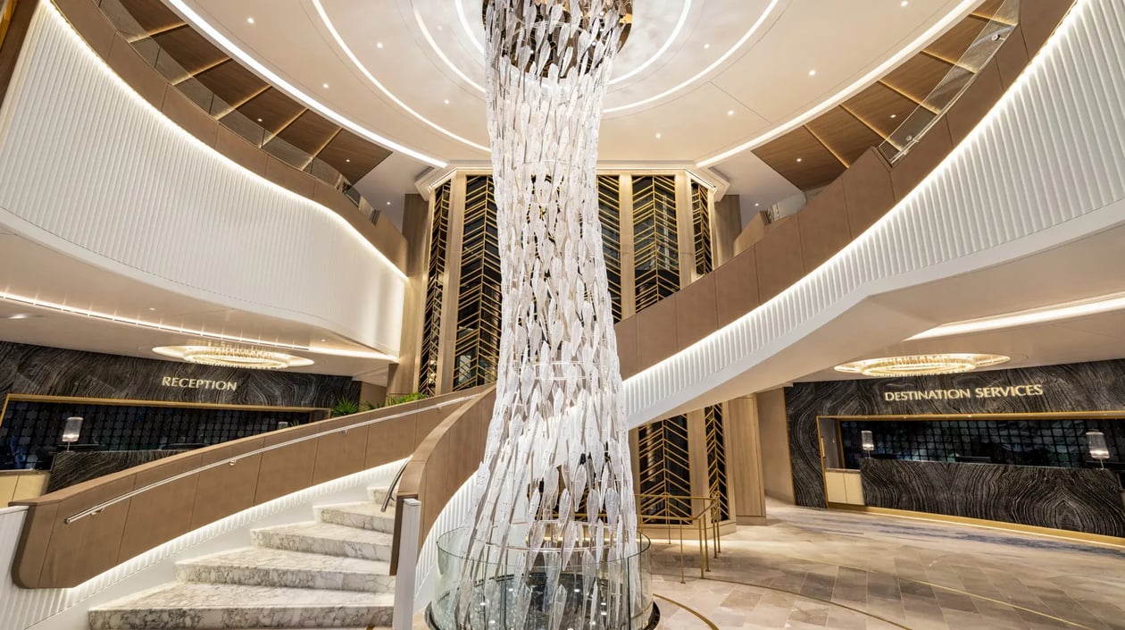 Oceania Cruises - Vista - Atrium