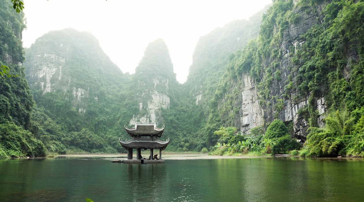 Trang An Ninh Binh Vietnam_2023-03-13_10-13-20