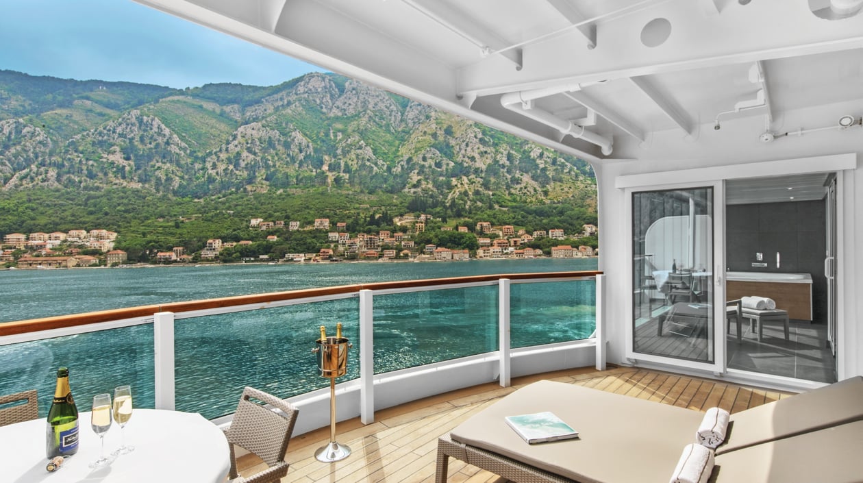 Seabourn Ovation