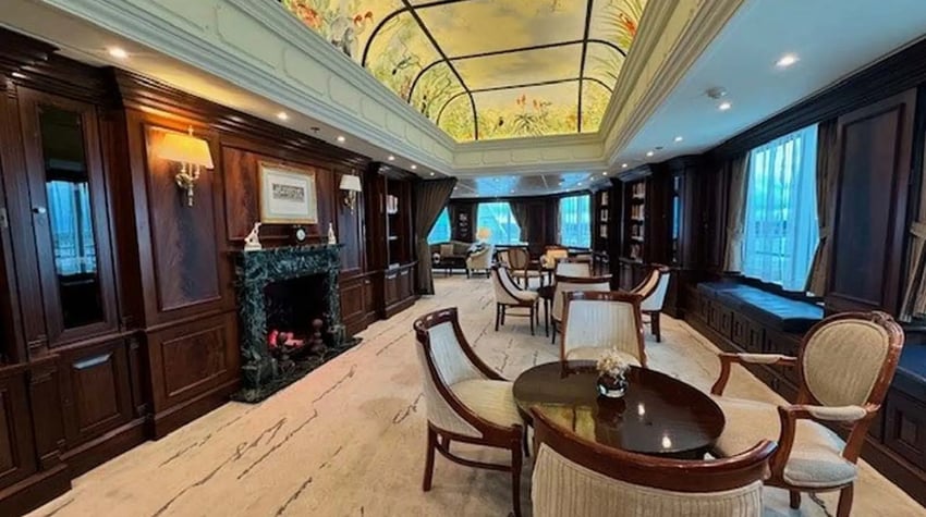 azamara-quest-reisverslag-bibliotheek