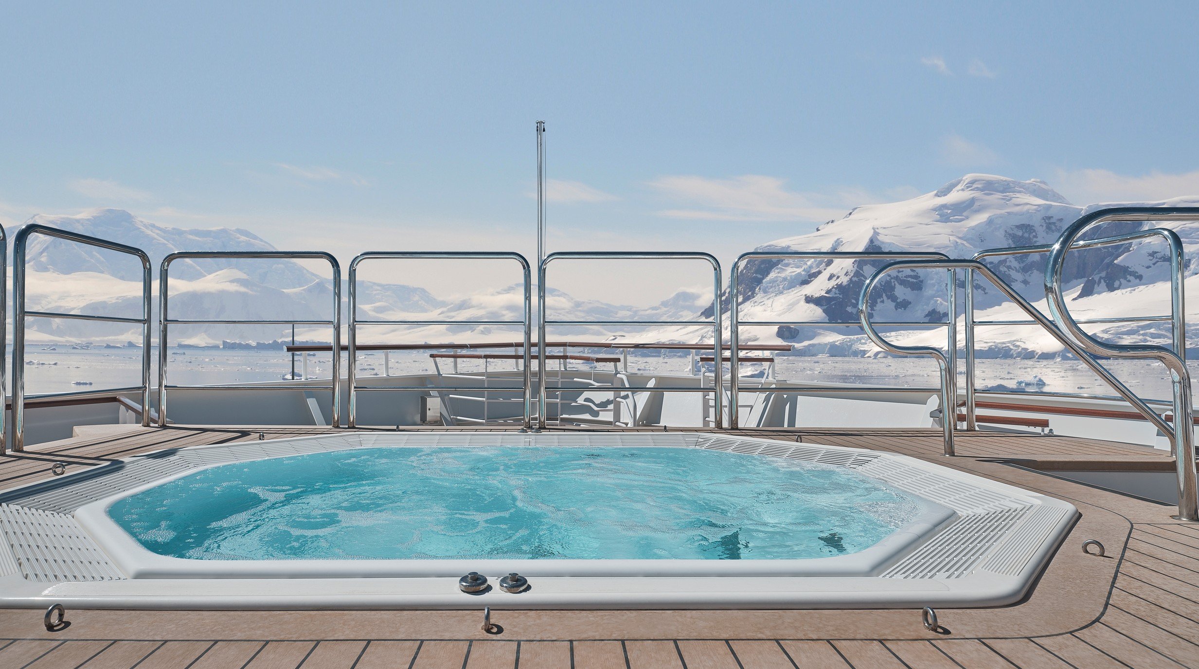 SilverEndeavour Whirpool 0661