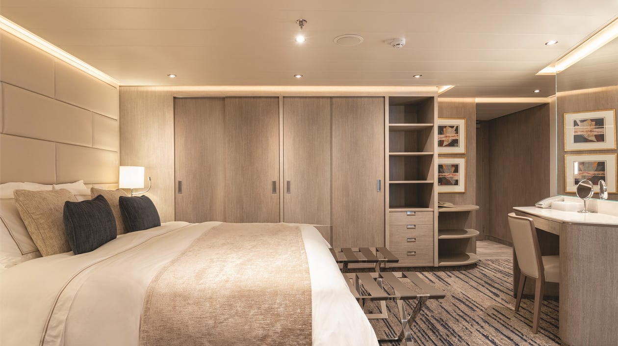 Silver Origin Medallion Suite