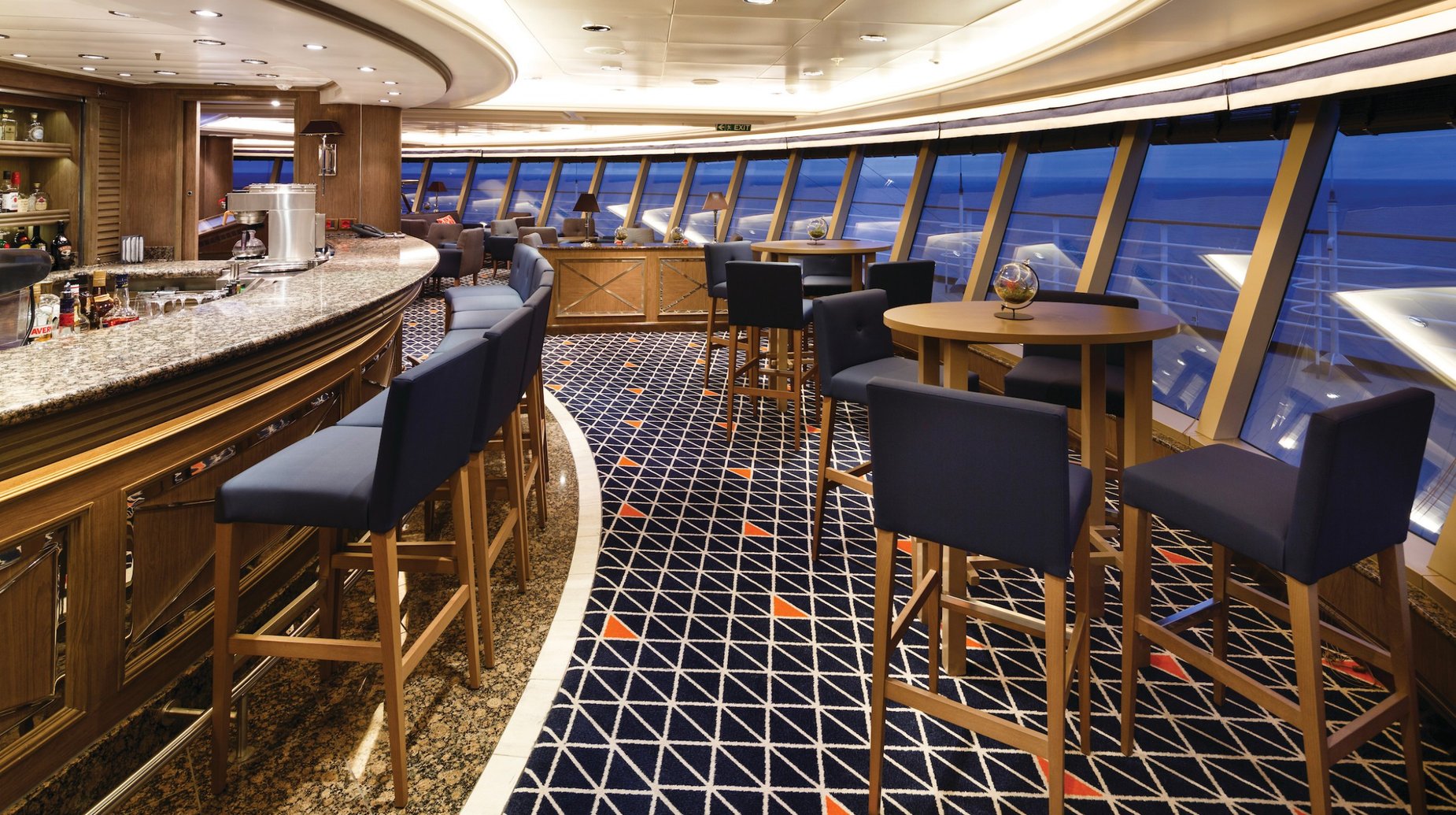 Silver Spirit observation lounge (2)