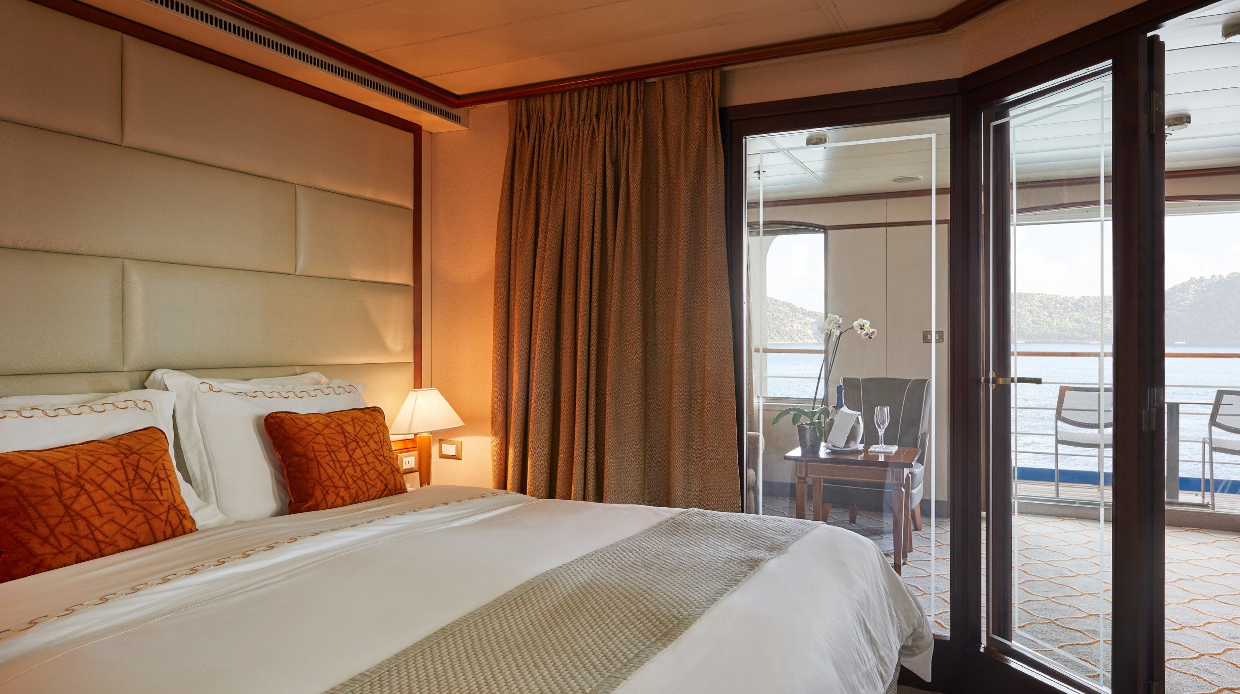 SilverSeaWhisperMedallionSuite@FortLauderdale3263