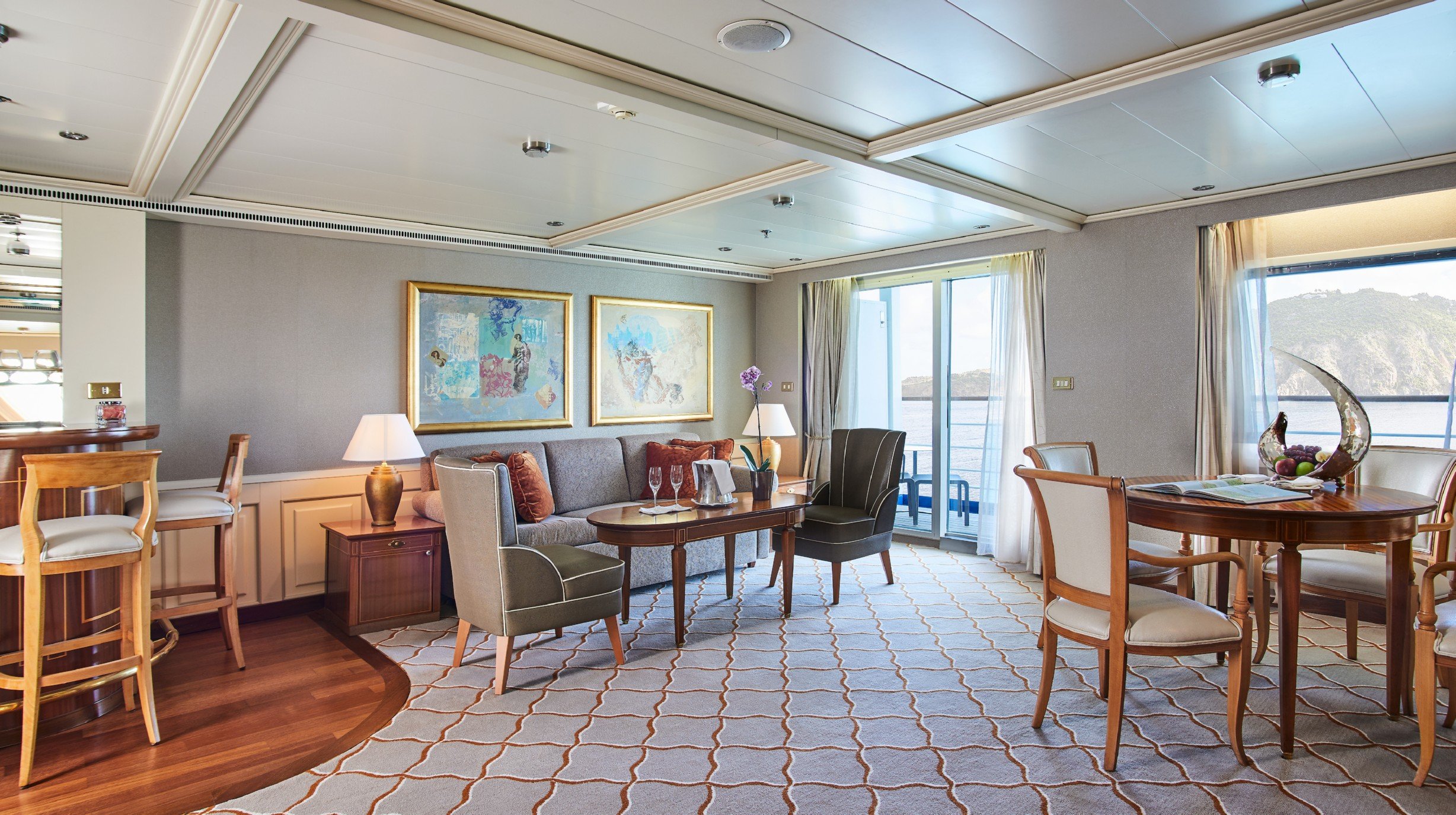 SilverSeaWhisperRoyalSuite1976