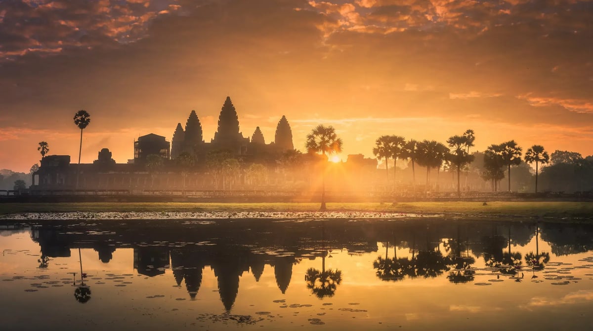 Cambodja - Siem Reap - Angkor Wat - sunrise_1051439405